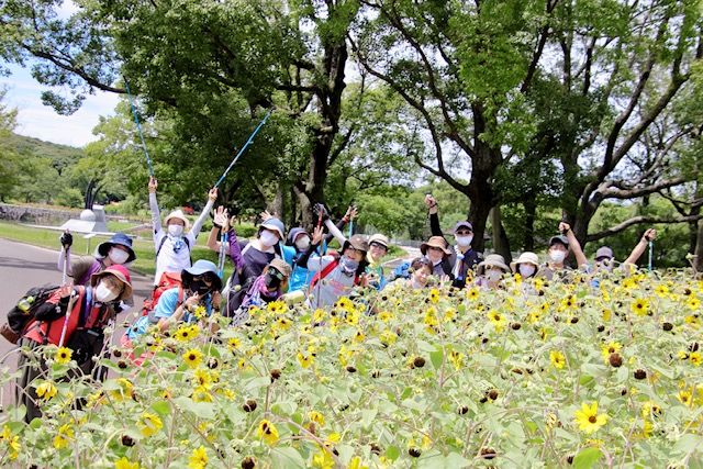 2020コロナな夏！8月10日まるこ万博公園でNW+まりさんの青空木陰でヨガ コラボイベント